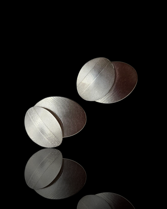 Catching big fish (No.11)