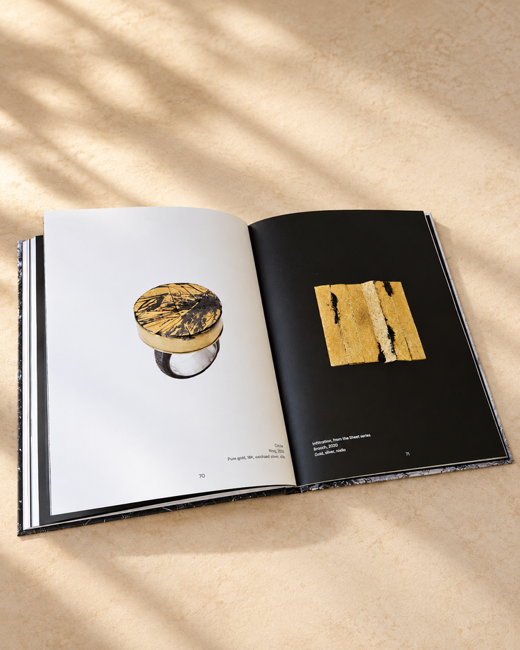 Gigi Mariani | My Private Garden monograph