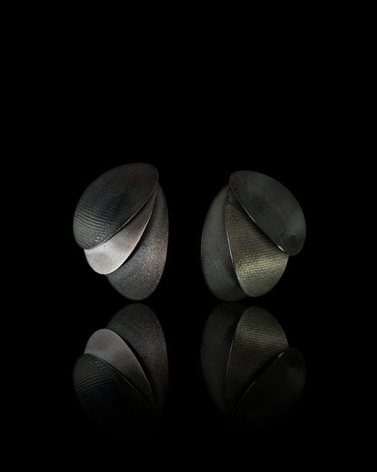 Catching big fish (No.13)